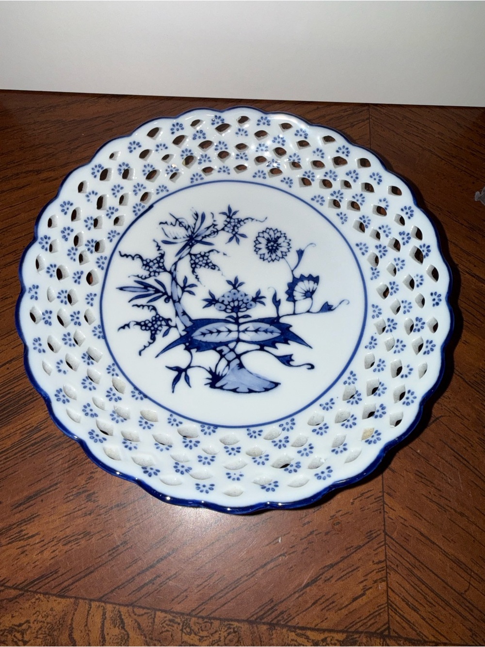 MSI White and Blue Decorative Porcelain Reticulated Plate